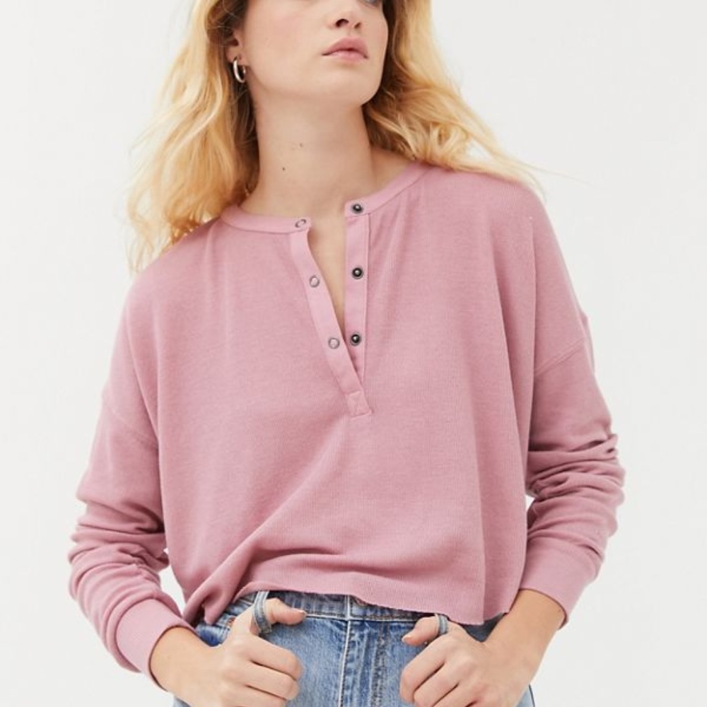 UO EMMY RELAXED HENLEY TOP